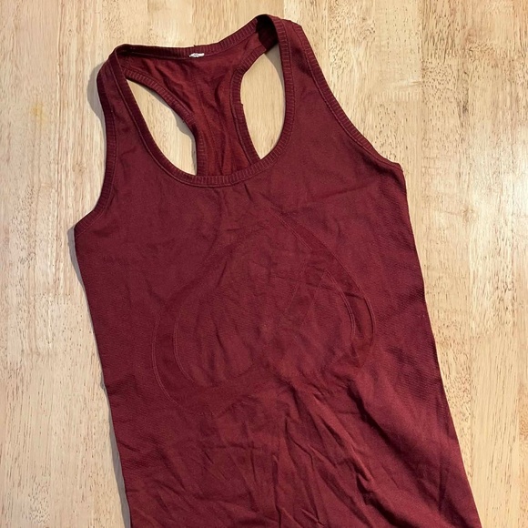 Racerback tank top - Picture 1 of 2